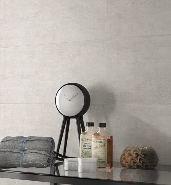 Wall tiles in lithium